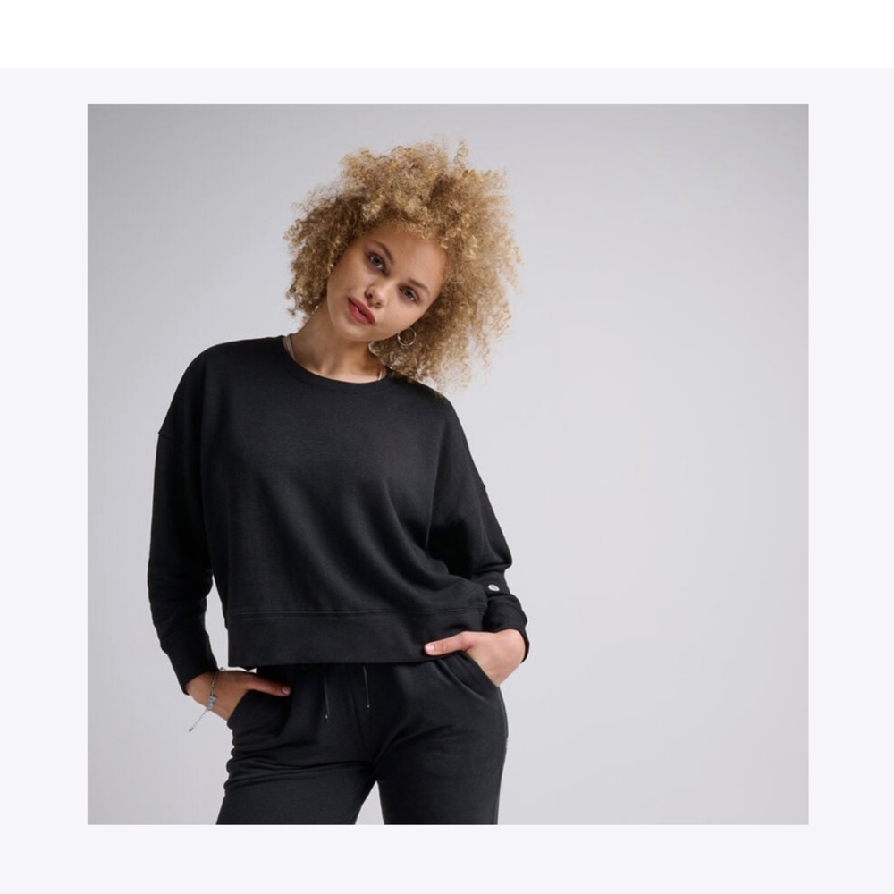 Stance SHELTER WOMENS' CREW SWEATSHIRT WITH BUTTER BLEND, size S.